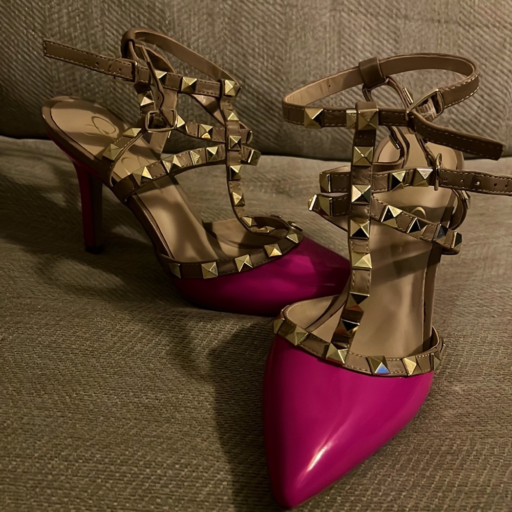 Hot Pink Pumps
